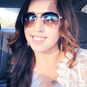 Meet your Posher, Sonia